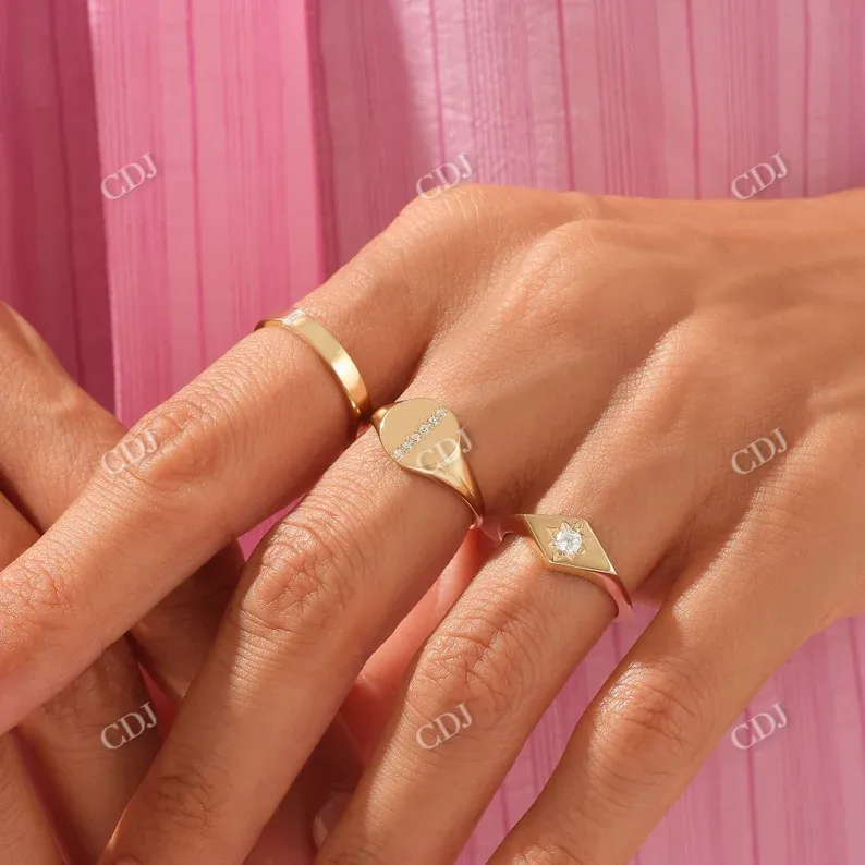 0.05CTW Baguette Cut Simple Diamond Wedding Band For Women