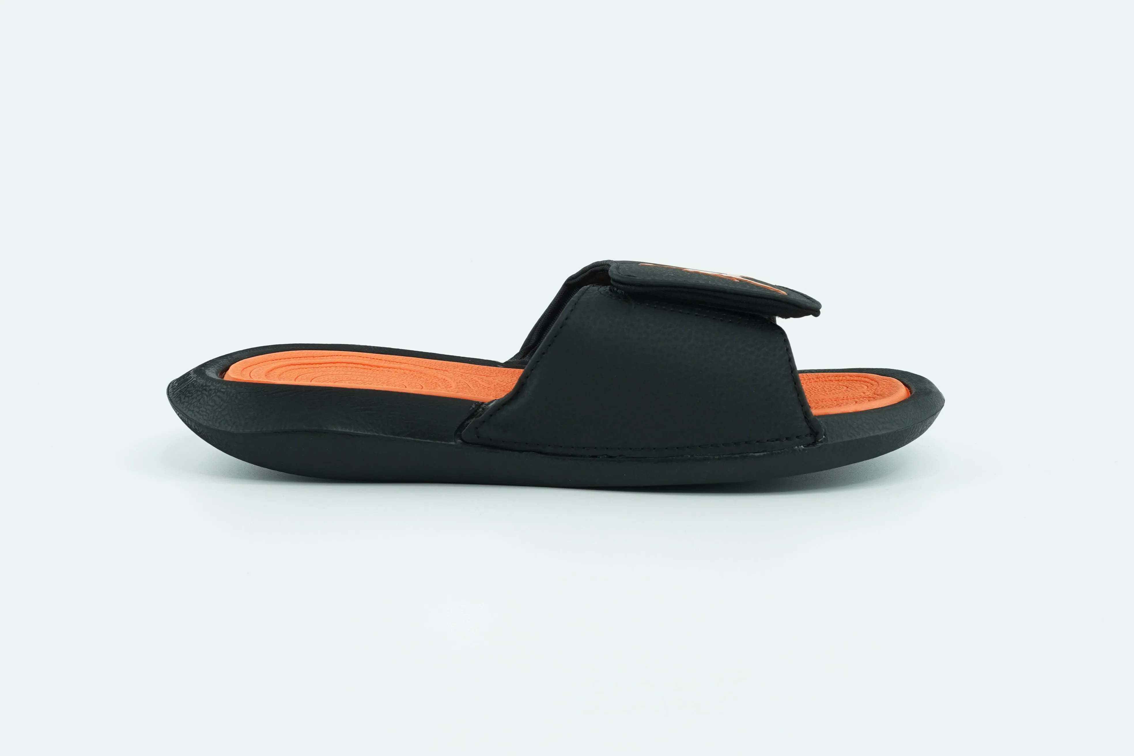 Jordan foam slides in Black
