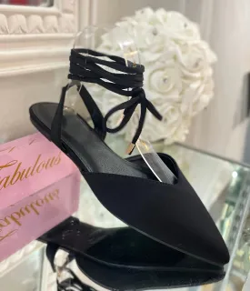Lace up Black Flats
